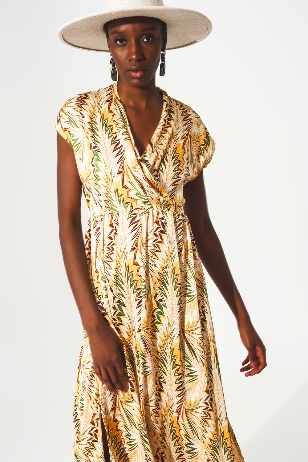WRAP DRESS SHORT SLEEVES IN RETRO ABSTRACT PRINT