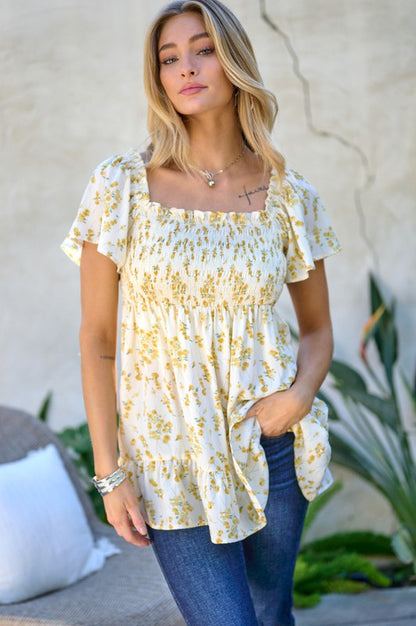 FLORAL PRINTED V NECK RUFFLE TOP