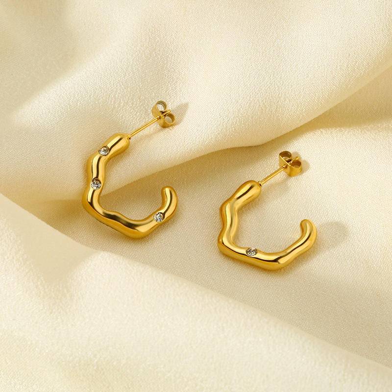 Asymmetric 18K Gold Plated Stud Earrings (With Box)